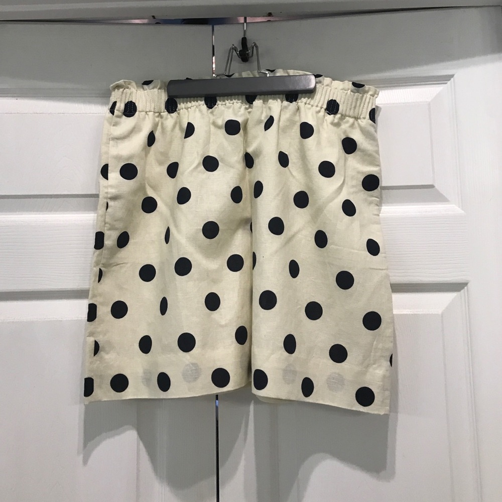 Cream and navy polka dot skirt